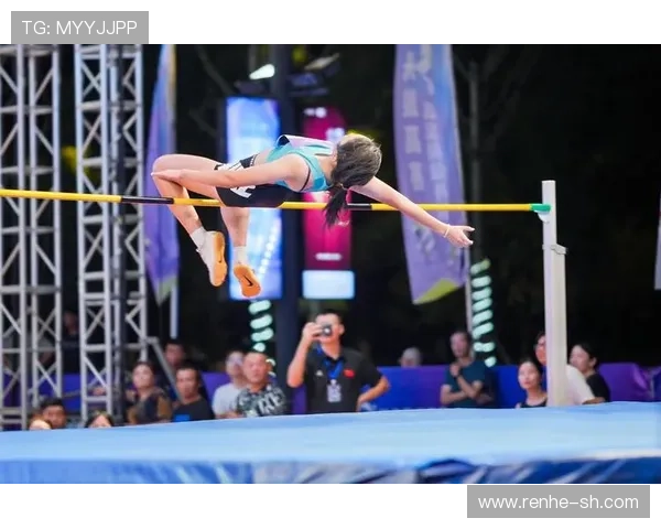 世界赛决赛上演巅峰对决传奇战队鏖战五局勇夺电竞桂冠