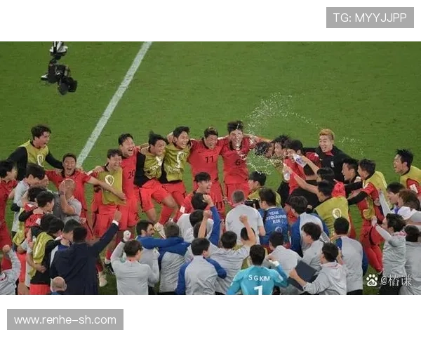 世界杯预选赛激烈开战 中国队与韩国队争夺小组头名资格