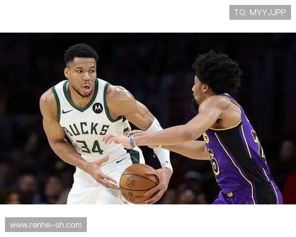 字母哥复出率领雄鹿逆转取胜 詹姆斯三双难救湖人全场惊叹