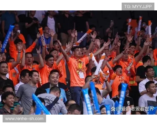 湖人逆转勇士上演惊险绝杀引爆全场激情时刻震撼全球球迷热议狂潮