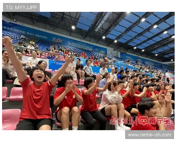 逆转激战定格赛场激情时刻群星闪耀共绘体育新篇章壮举盛事再启航